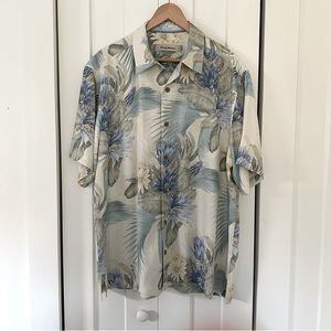 Vintage Tommy Bahama Silk Ivory & Blue Tropical Flower Hawaiian Shirt Sz L